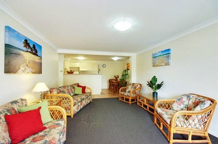 Beaches Serviced Apartments - Accommodation Gladstone 5