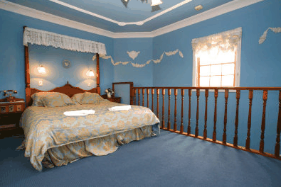 Hatchers Manor - Accommodation Gladstone 4