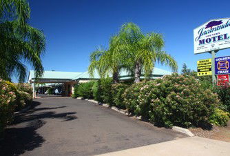 Jacaranda Country Motel - Accommodation Gladstone 0