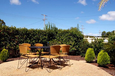 Asters On James Motor Inn - Accommodation Gladstone 2