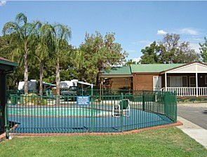 Albury Motor Village - Accommodation Gladstone 0
