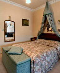 Victoria House Motor Inn - Accommodation Gladstone 0