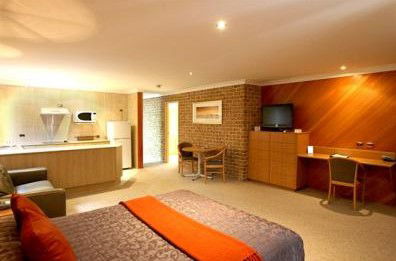 The Hermitage - Accommodation Gladstone 1
