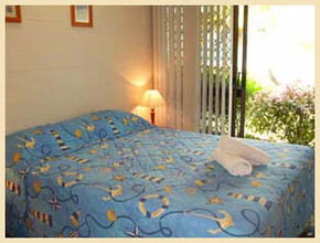 Apollo Jewel Beachfront Apartments - Accommodation Gladstone 4