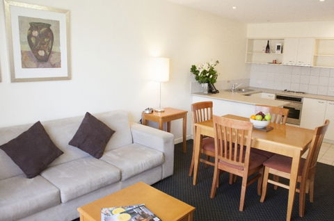 Salamanca Terraces - Accommodation Gladstone 3