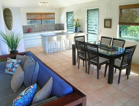 The Retreat Beach Houses - Accommodation Gladstone 3