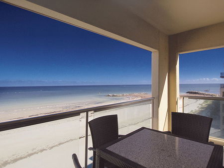 Oaks Plaza Pier - Accommodation Gladstone 4