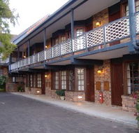 Montville Mountain Inn - Accommodation Gladstone