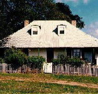 Egmont - Accommodation Gladstone