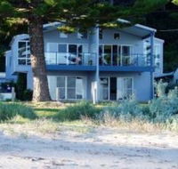 Longbeach Beachfront Villas - Accommodation Gladstone