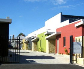 Portman House - Accommodation Gladstone 0