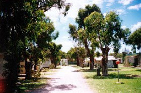 Bathers Paradise Caravan Park - Accommodation Gladstone 0
