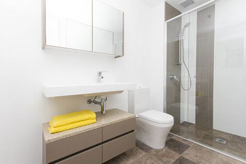 Astra Apartments Canberra - Accommodation Gladstone 4