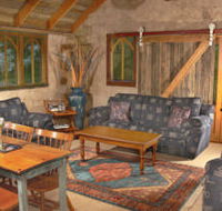 Jesmondene - Accommodation Gladstone