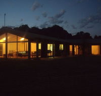 Walkerville South Accommodation - Accommodation Gladstone