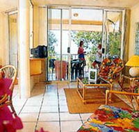 Golden Sands Beachfront Resort - Accommodation Gladstone
