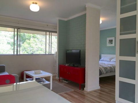 Staywest Apartments - Accommodation Gladstone 7