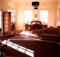 Old Parkes Convent - Accommodation Gladstone