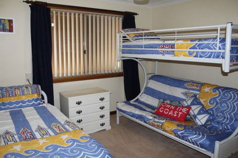 Tomakin Beach House - Accommodation Gladstone 4