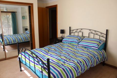 Tomakin Beach House - Accommodation Gladstone 5