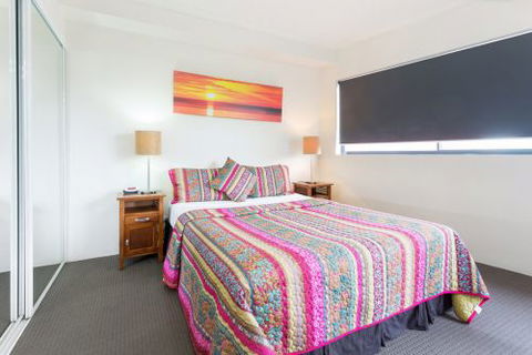 Apartments Downtown - Accommodation Gladstone 2