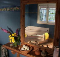 Currawong Cottage - Accommodation Gladstone