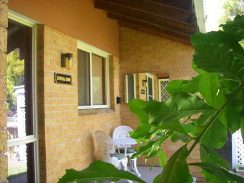 Szephora House - Accommodation Gladstone 0