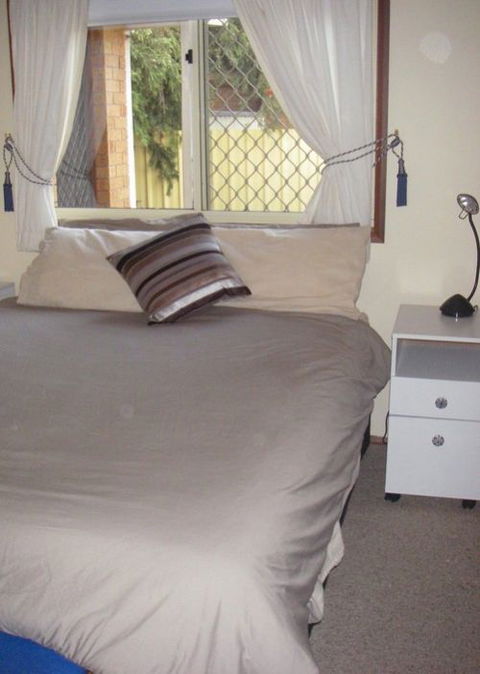 Szephora House - Accommodation Gladstone 2