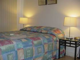 Adelaide Home Accommodation Number 22 - Accommodation Gladstone 0