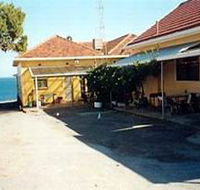 Bay View Holiday Flats - Accommodation Gladstone