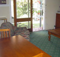 Bentleigh Units - Accommodation Gladstone