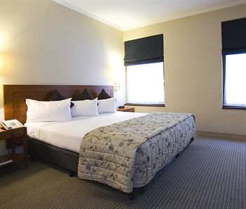 Quality Hotel Batman's Hill On Collins - Accommodation Gladstone 1
