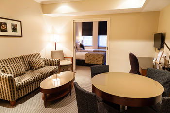 Quality Hotel Batman's Hill On Collins - Accommodation Gladstone 25