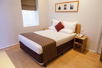 Quality Hotel Batman's Hill On Collins - Accommodation Gladstone 30