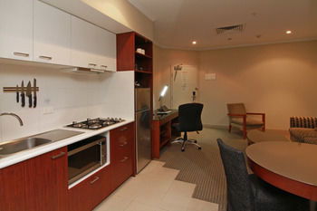Quality Hotel Batman's Hill On Collins - Accommodation Gladstone 37