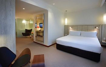 The Grace Hotel - Accommodation Gladstone 18