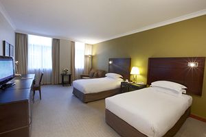 The Grace Hotel - Accommodation Gladstone 0