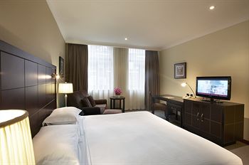 The Grace Hotel - Accommodation Gladstone 6