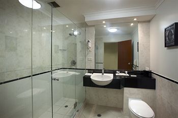 The Grace Hotel - Accommodation Gladstone 7
