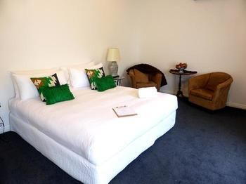 The Bronte Boutique Hotel - Accommodation Gladstone 7