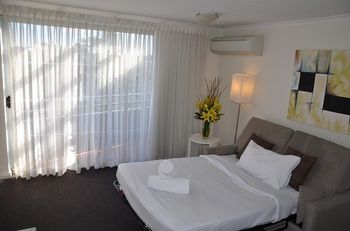 Napoleon On Kent - Accommodation Gladstone 6