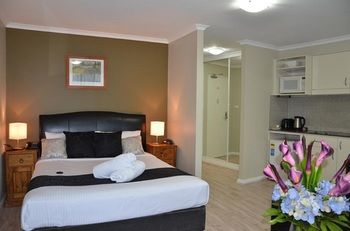 Napoleon On Kent - Accommodation Gladstone 11