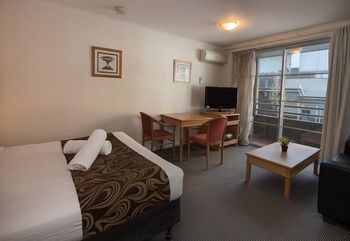 Napoleon On Kent - Accommodation Gladstone 13