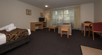 Napoleon On Kent - Accommodation Gladstone 15