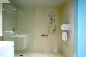Larmont Sydney By Lancemore - Accommodation Gladstone 2