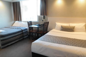 Parkville Place - Accommodation Gladstone 15