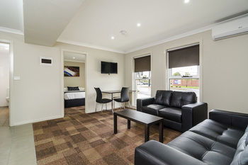 Parkville Place - Accommodation Gladstone 21