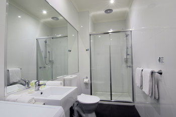 Buckingham International Serviced Apartments - Accommodation Gladstone 9