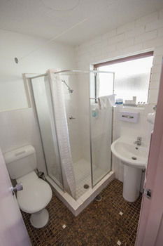 Summer Hill NSW Accommodation Gladstone