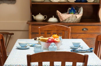 Adeline Bed And Breakfast - Accommodation Gladstone 32
